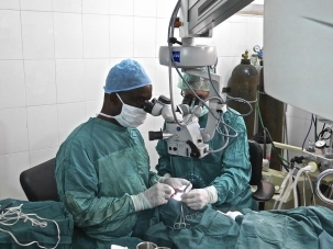 Bob Hoffman Ghana Surgery 303 227