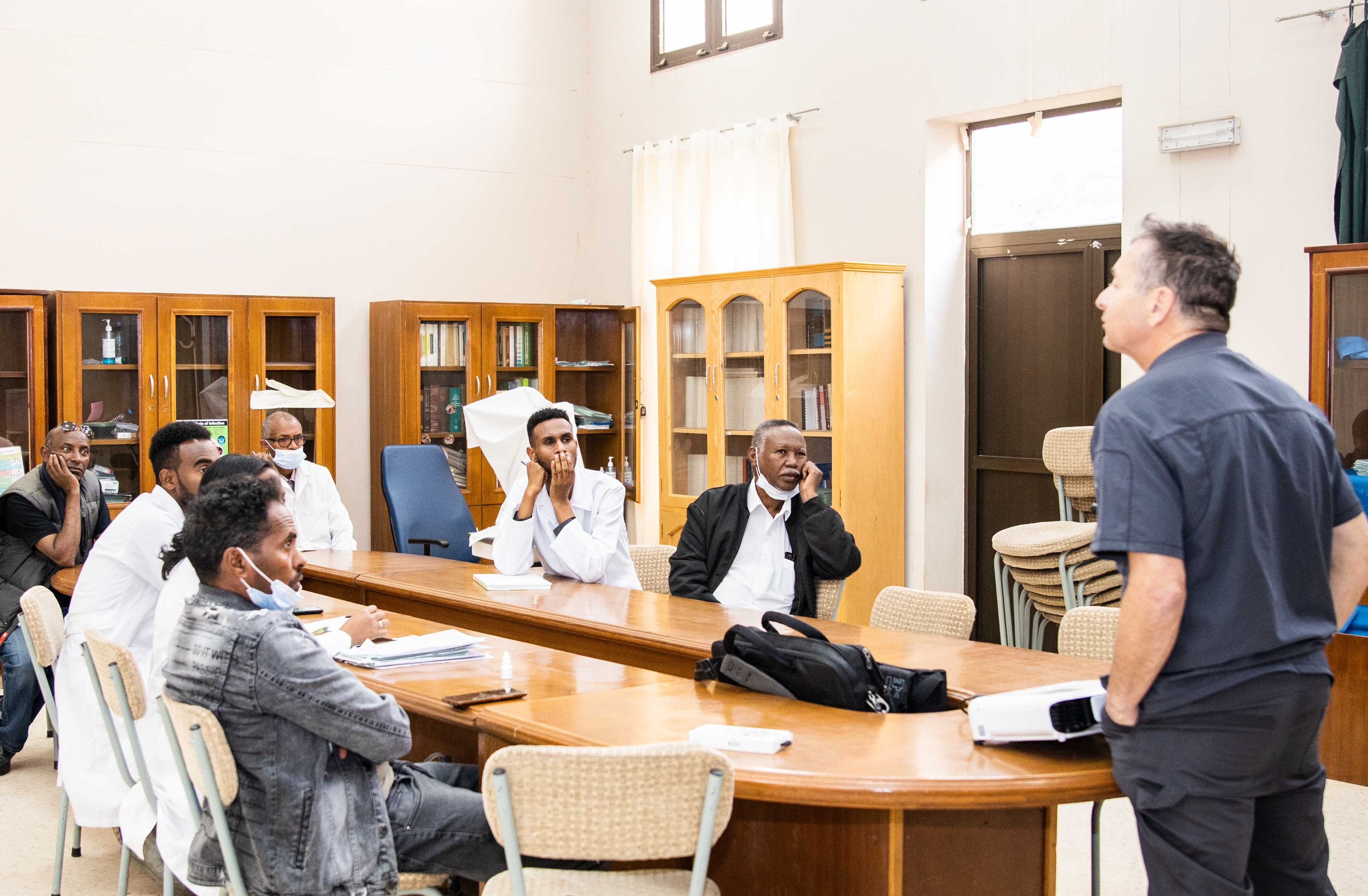 Dr. Geoff Tabin gives lecture